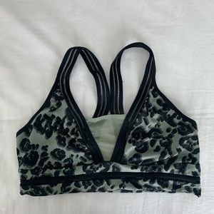 Victoria’s Secret Sports Bra -activewear